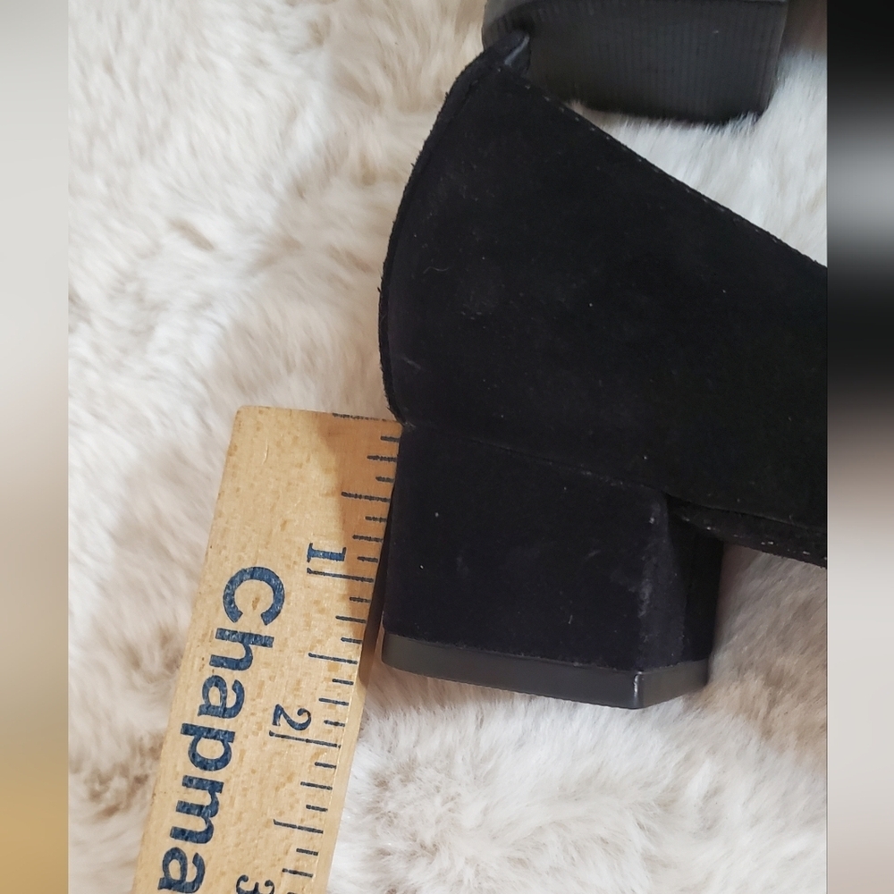 Indigo Mary Jane Black Suede leather Women's  1.5" Heel. Sz 6 - Picture 8 of 8